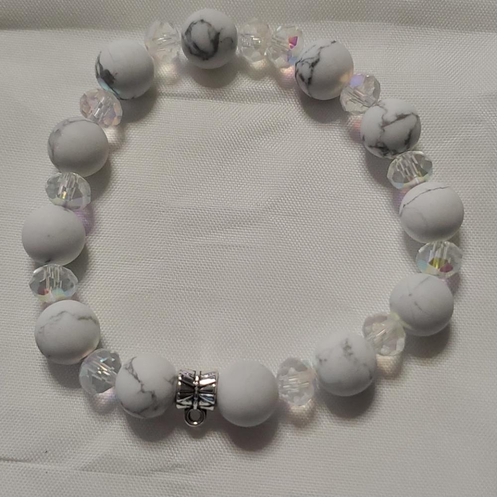 Bracelets - Picture 4 of 8